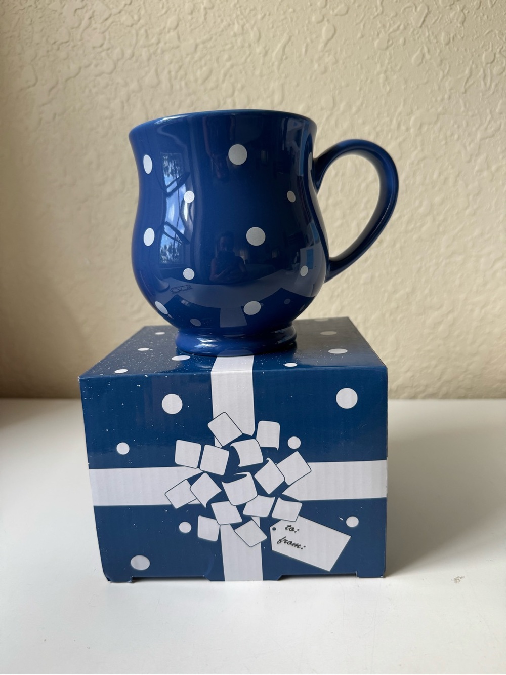 Temp-Tations Blue and White Polka Dot Mug, 16 oz 🦋